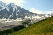 Альпийские луга на Чегете 