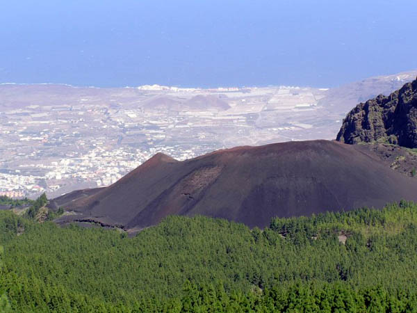 Маленький потухший вулканчик / Фото из Испании