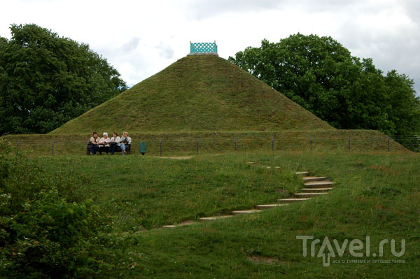 Пирамиды / Фото из Геpмании