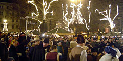 Рождественская ярмарка проходит в Будапеште