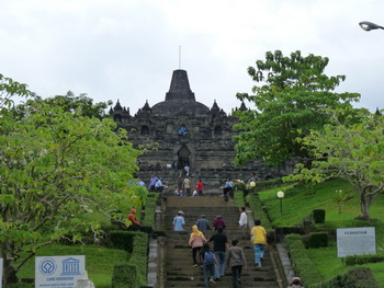 Место паломничества / Индонезия