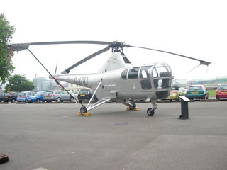 Первый вертолет британского производства / Великобритания