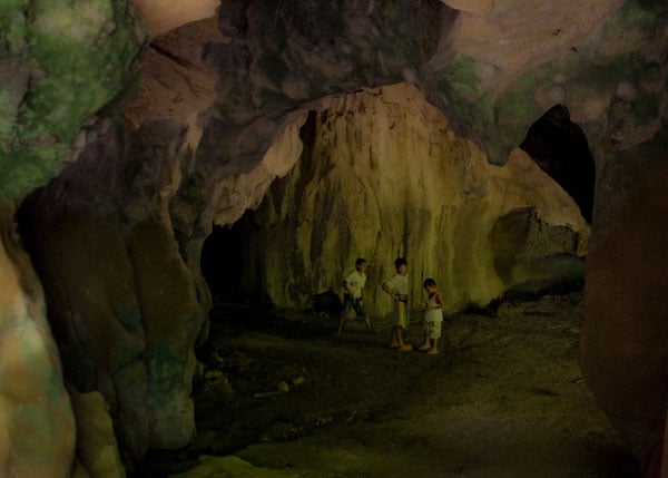    Ille Cave,   /   