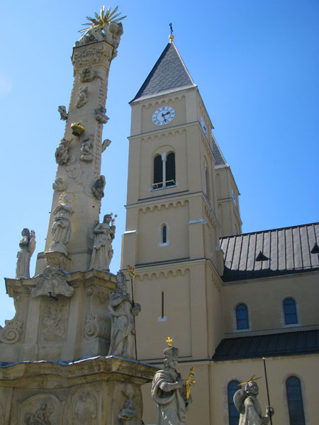 Перед собором Святого Михаила, Веспрем / Фото из Венгрии