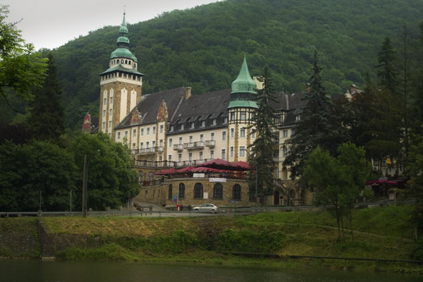 Отель-замок Hunguest Palota - визитная карточка Лиллафюреда / Фото из Венгрии