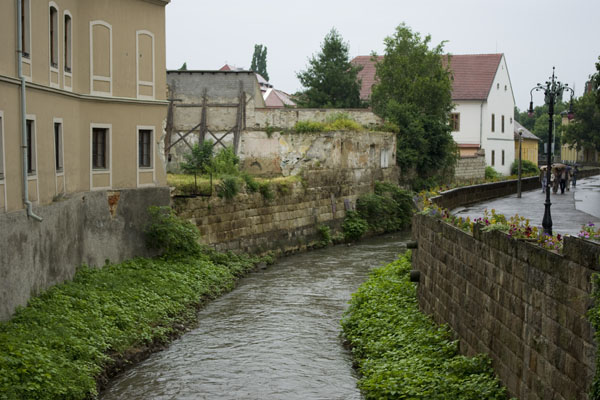 Речка Эгер в одноименном городе / Фото из Венгрии