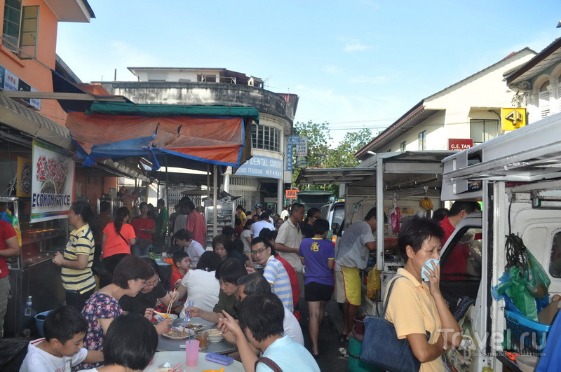 Утро на уличном рынке, Пенанг