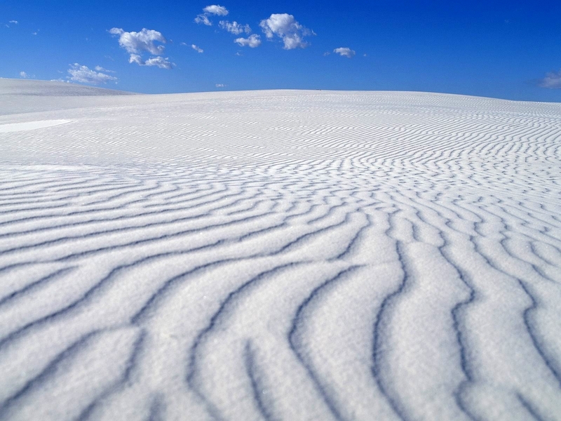 Белоснежные пески заповедника Уайт-Сендс, Нью-Мексико / США