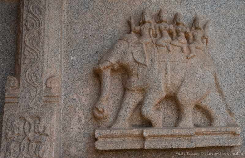 Хампи - затерянная столица империи Виджаянагаров / Фото из Индии