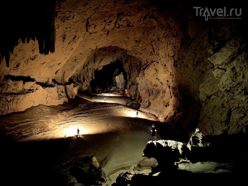 Как называется самая глубокая пещера мира
