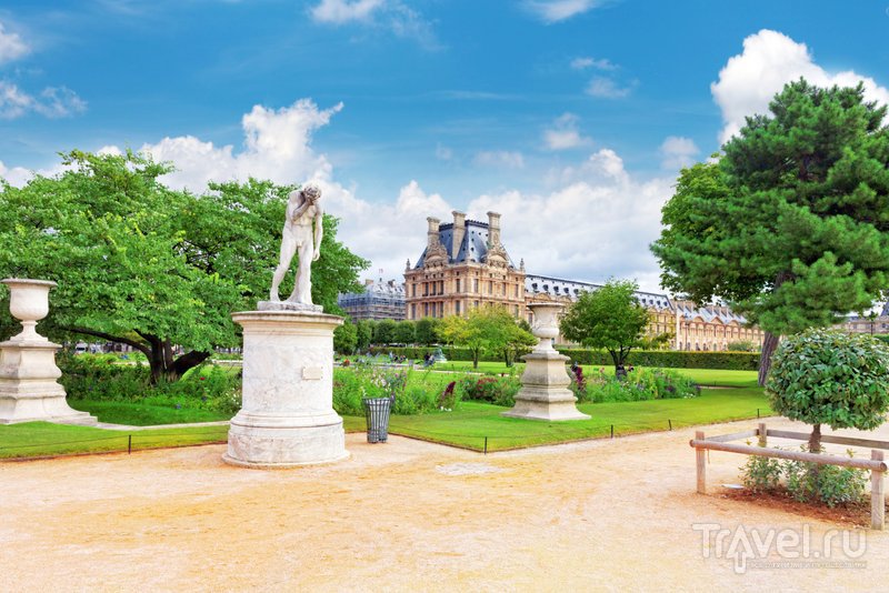 Дворец и сад Тюильри входят в число самых известных достопримечательностей Парижа