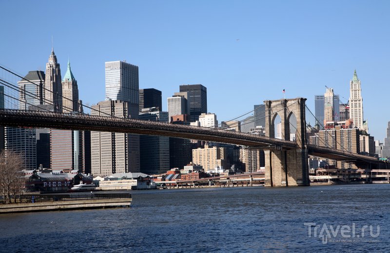 Бруклинский мост - старейший подвесной мост в стране, визитная карточка Нью-Йорка