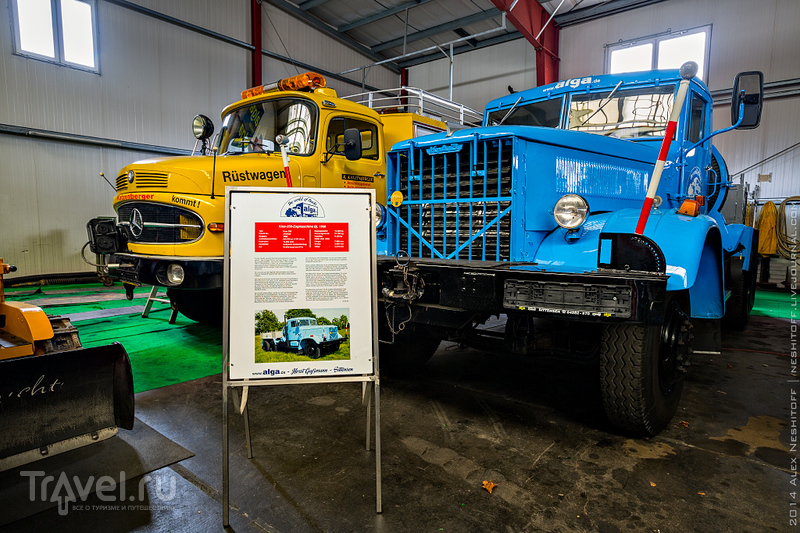 Частный музей ретро-автомобилей в Германии