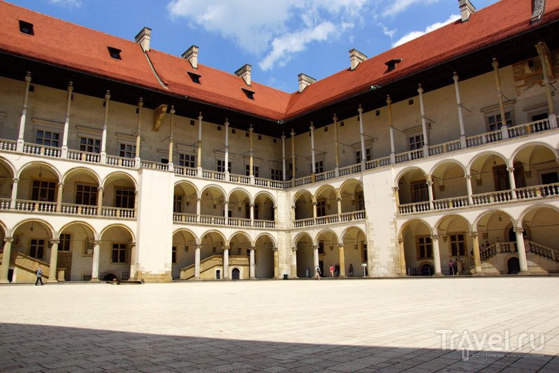 Знаменитый ренессансный двор Вавельского дворца