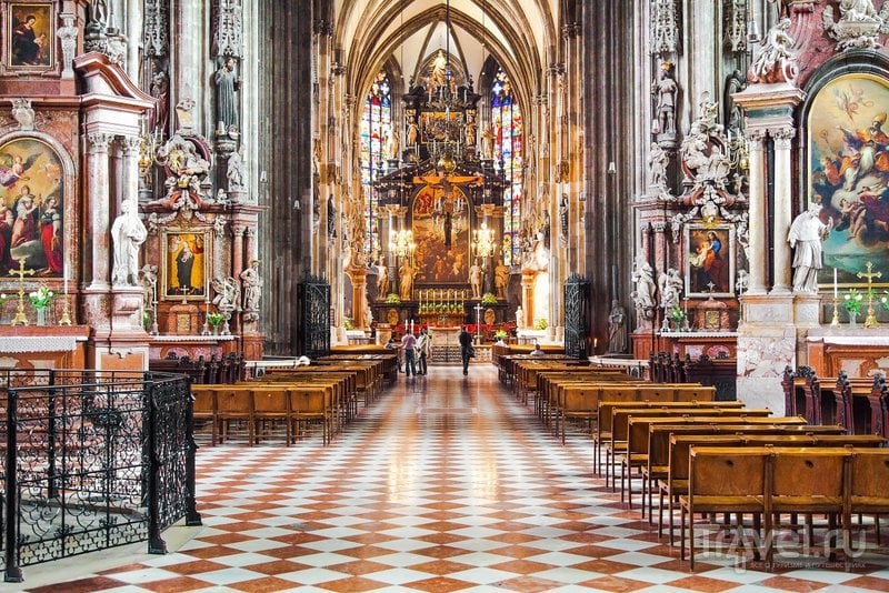 Интерьер кафедрального собора Вены