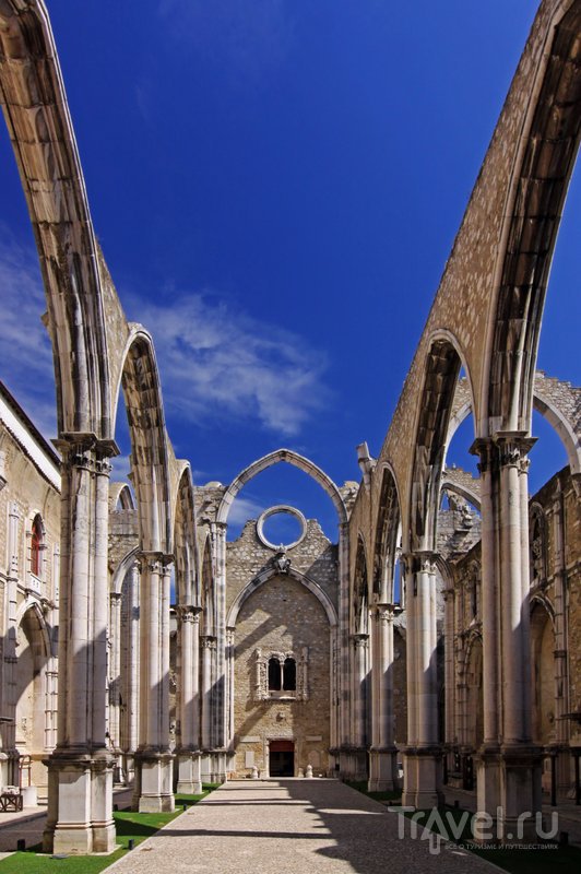 Руины монастыря кармелитов