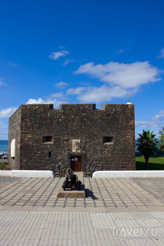 Строить замок Сан-Фелипе начали в 1599 году