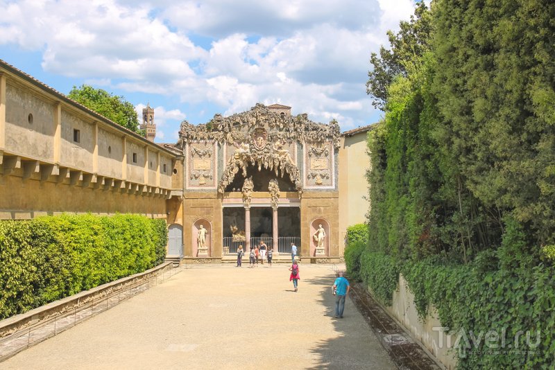 Великолепный грот Буонталенти XVI века