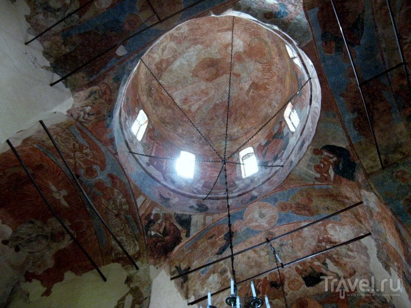 Не все фрески Знаменского собора сохранились