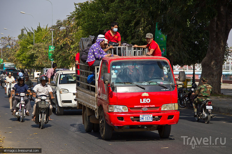 Погружение в Пномпень. История возникновения этой столицы кхмеров и уличный быт / Камбоджа