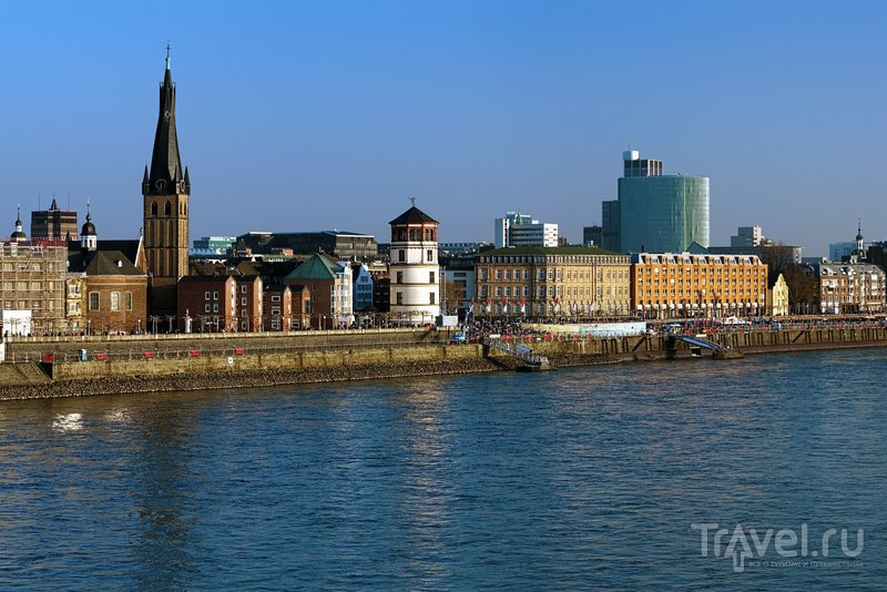 Вид на набережную Рейна