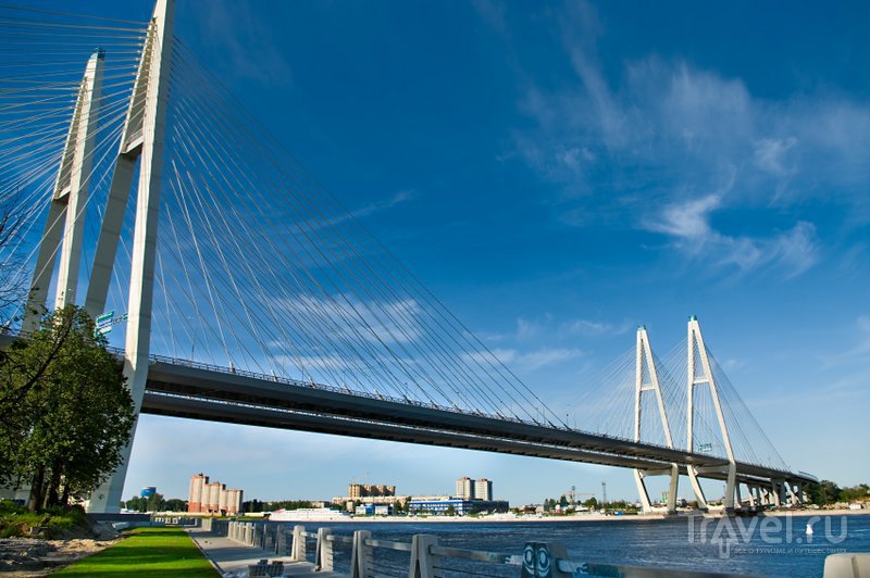 Строительство Вантового моста завершилось в 2007 году