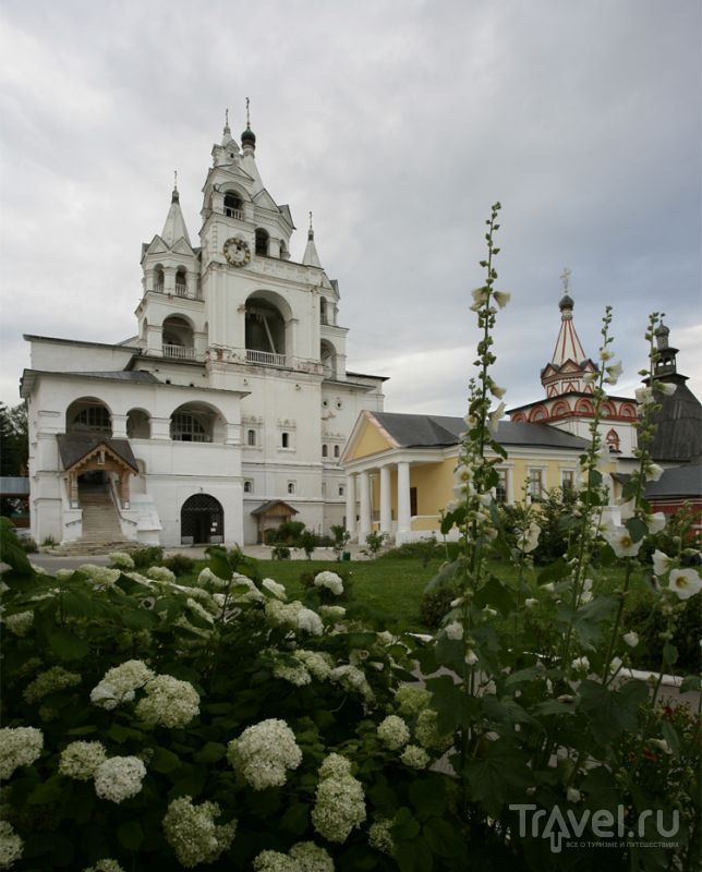У Саввино-Сторожевского монастыря