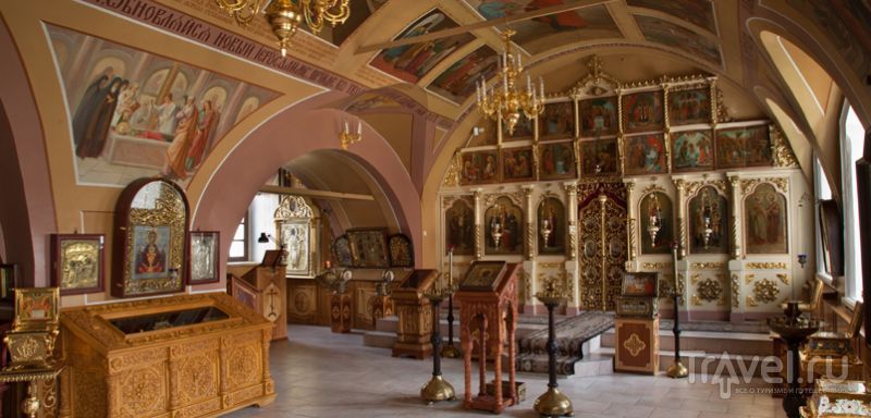 В храме в Высоцком монастыре