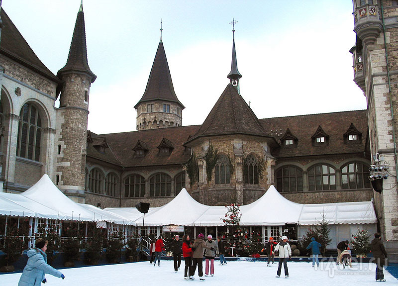 Каток в центре Цюриха