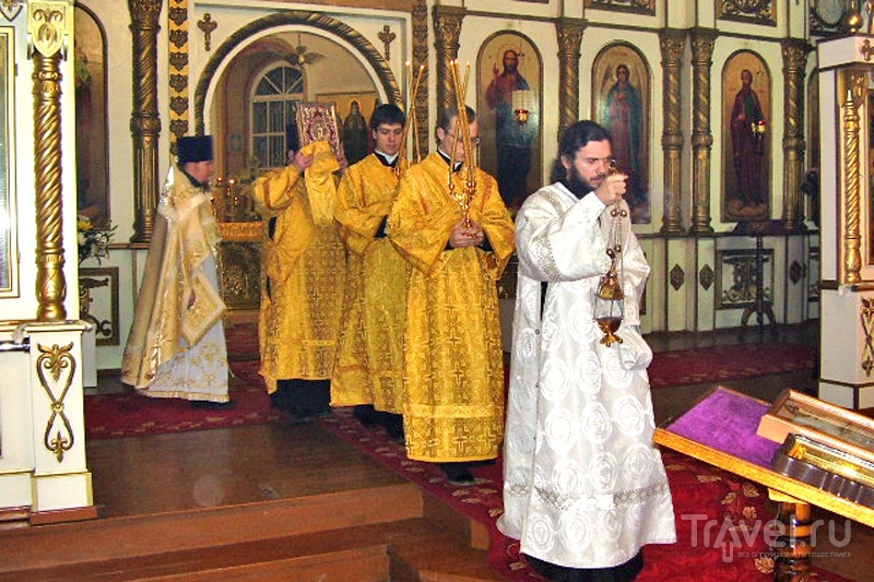 Богослужение в Белогорском монастыре