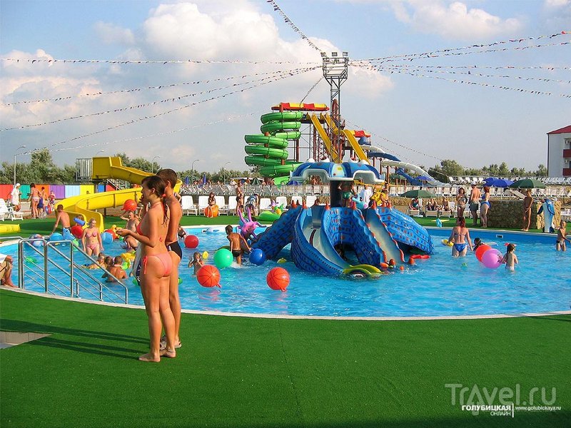 Детский бассейн аквапарка в Голубицкой
