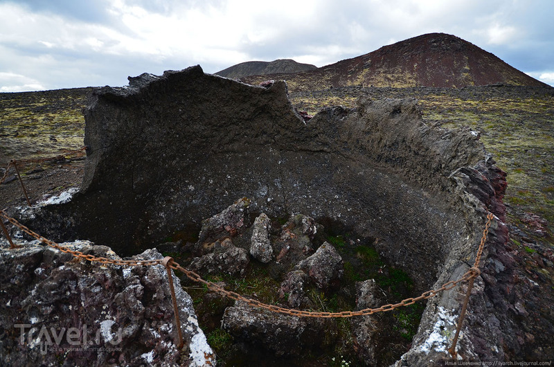 Спуск в вулкан в Исландии / Фото из Исландии