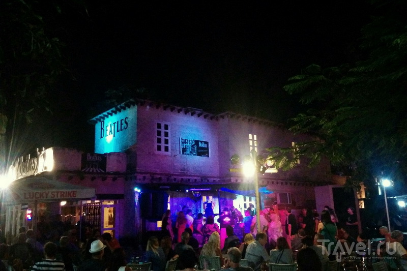 Beatles Bar, Варадеро