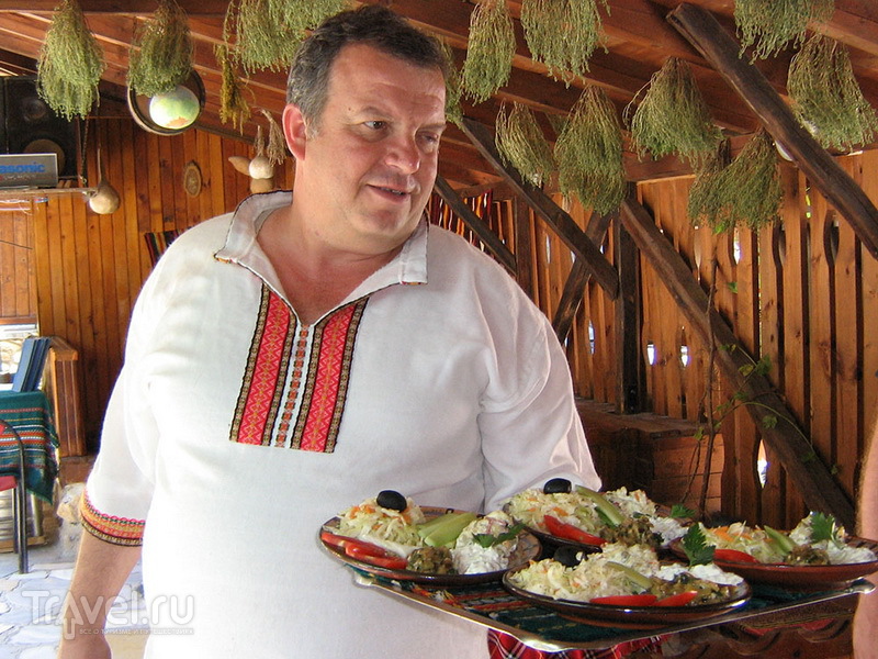 В традиционном болгарском ресторане