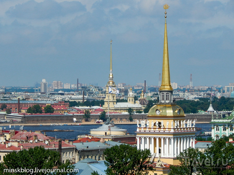 Фото сверху и снизу