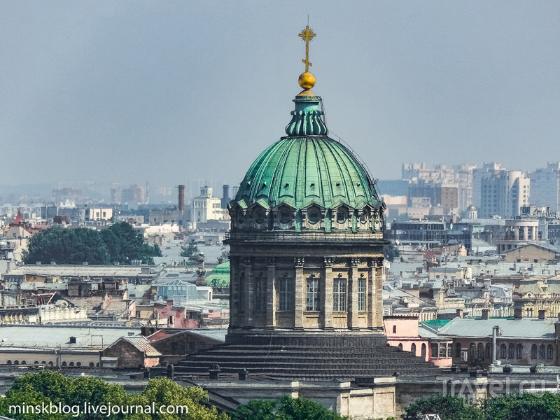 Фото сверху и снизу